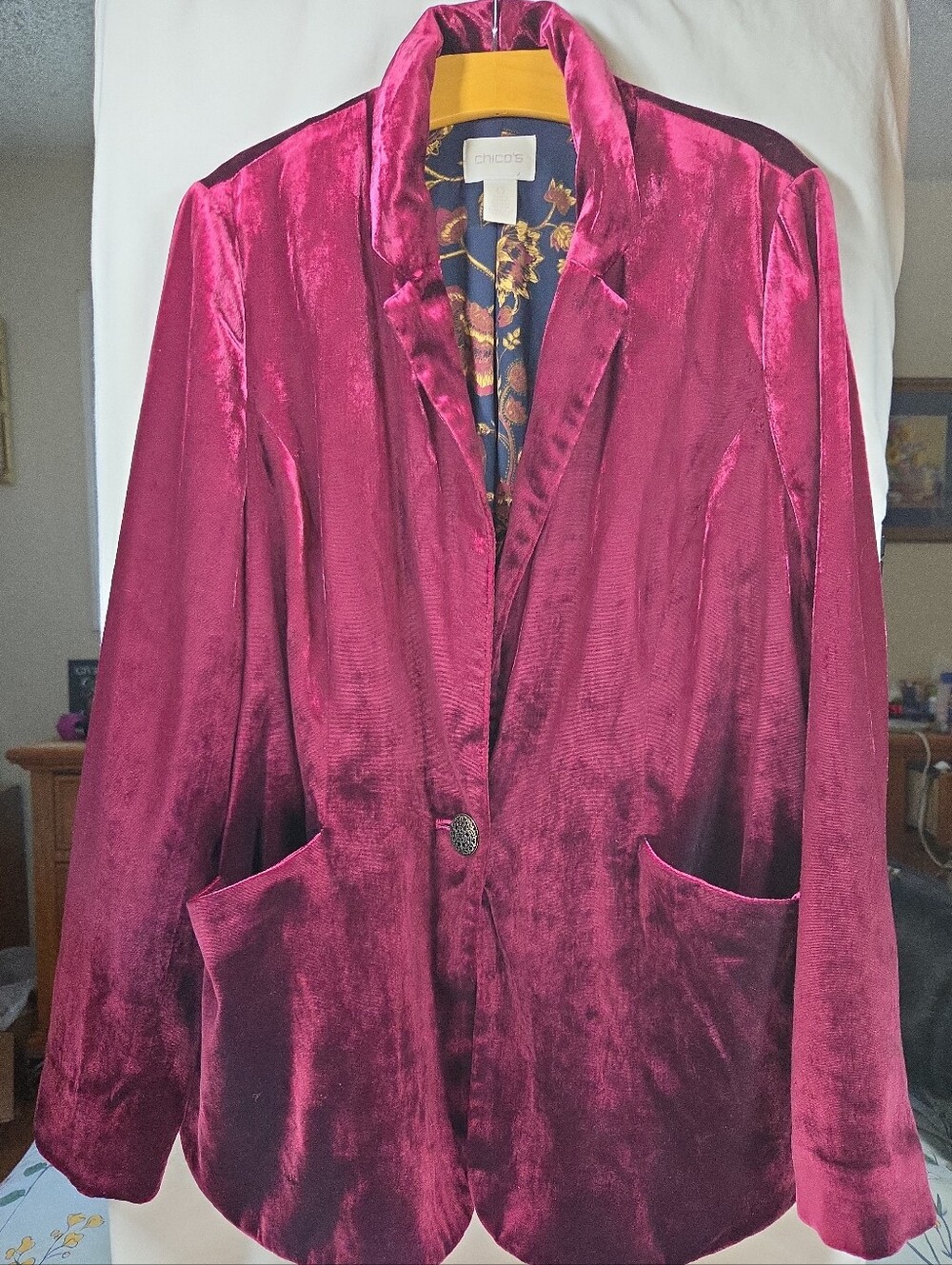 Chico's Sz 0 (4-6) Velvet Blazer in Deep Fuchsia Whimsygoth